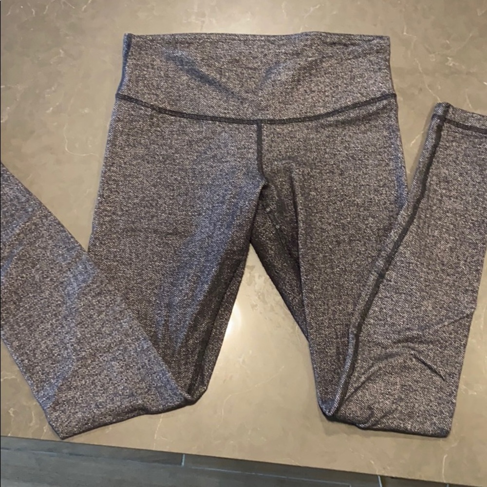 Lululemon leggings (I think under wunder)